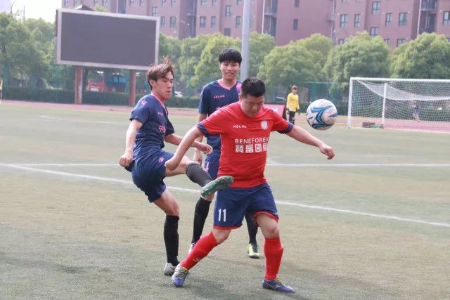 东契奇35+10哈登乔治低迷 独行侠大胜快船3-2